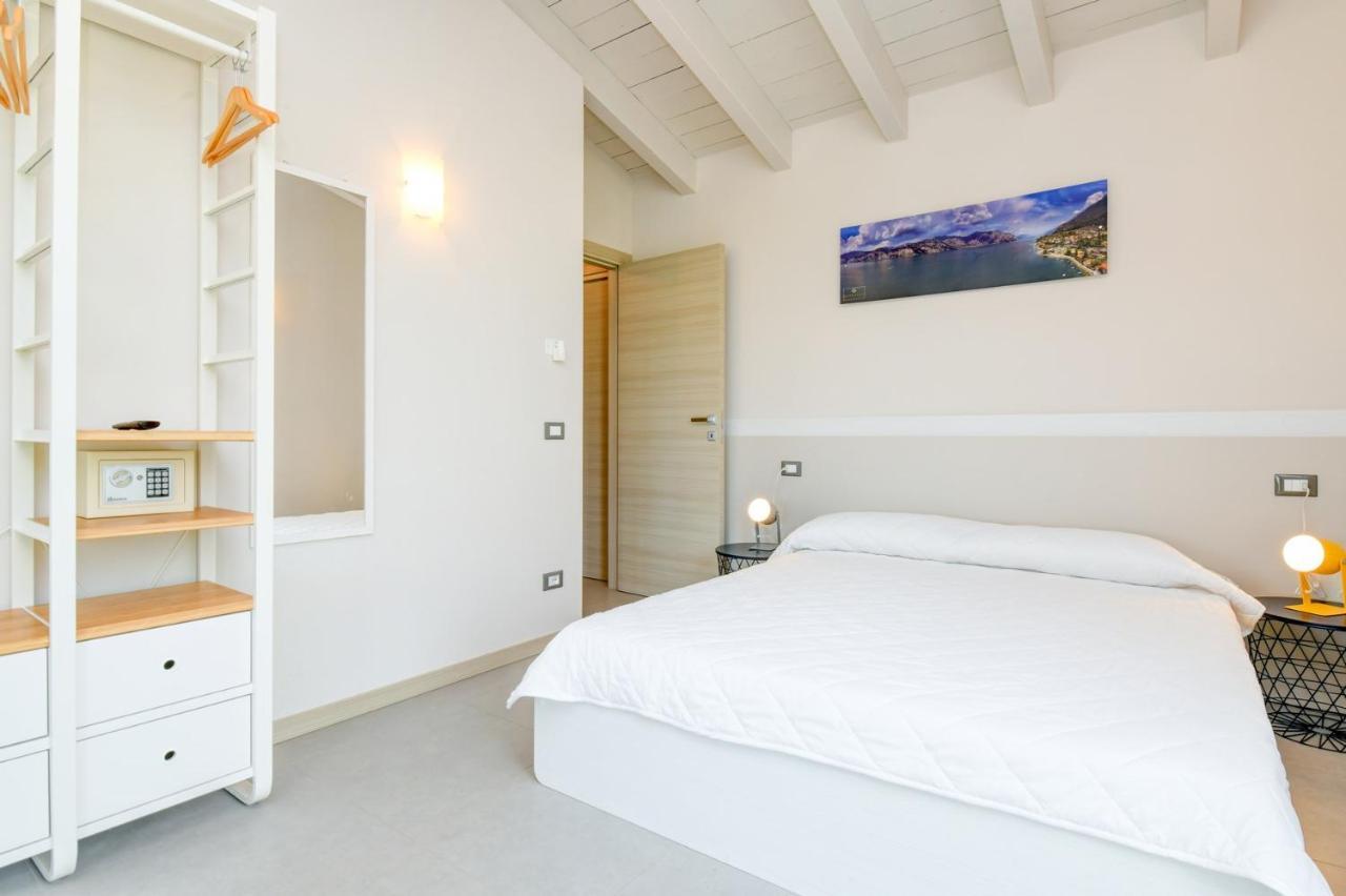 Gardaliva 5 Apartment มาแนร์บา เดล การ์ดา ภายนอก รูปภาพ