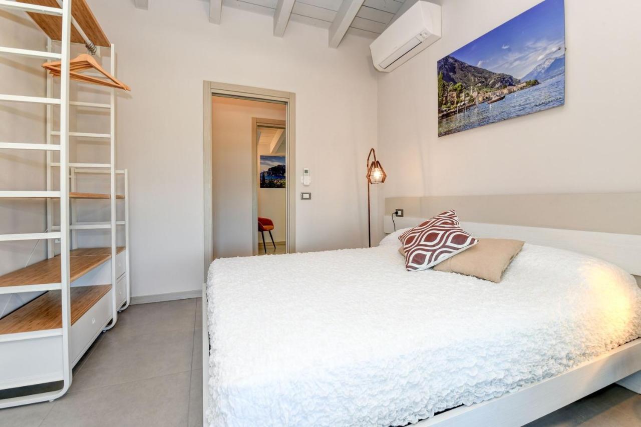 Gardaliva 5 Apartment มาแนร์บา เดล การ์ดา ภายนอก รูปภาพ