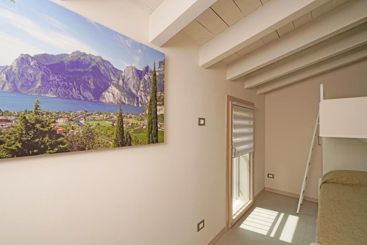 Gardaliva 5 Apartment มาแนร์บา เดล การ์ดา ภายนอก รูปภาพ