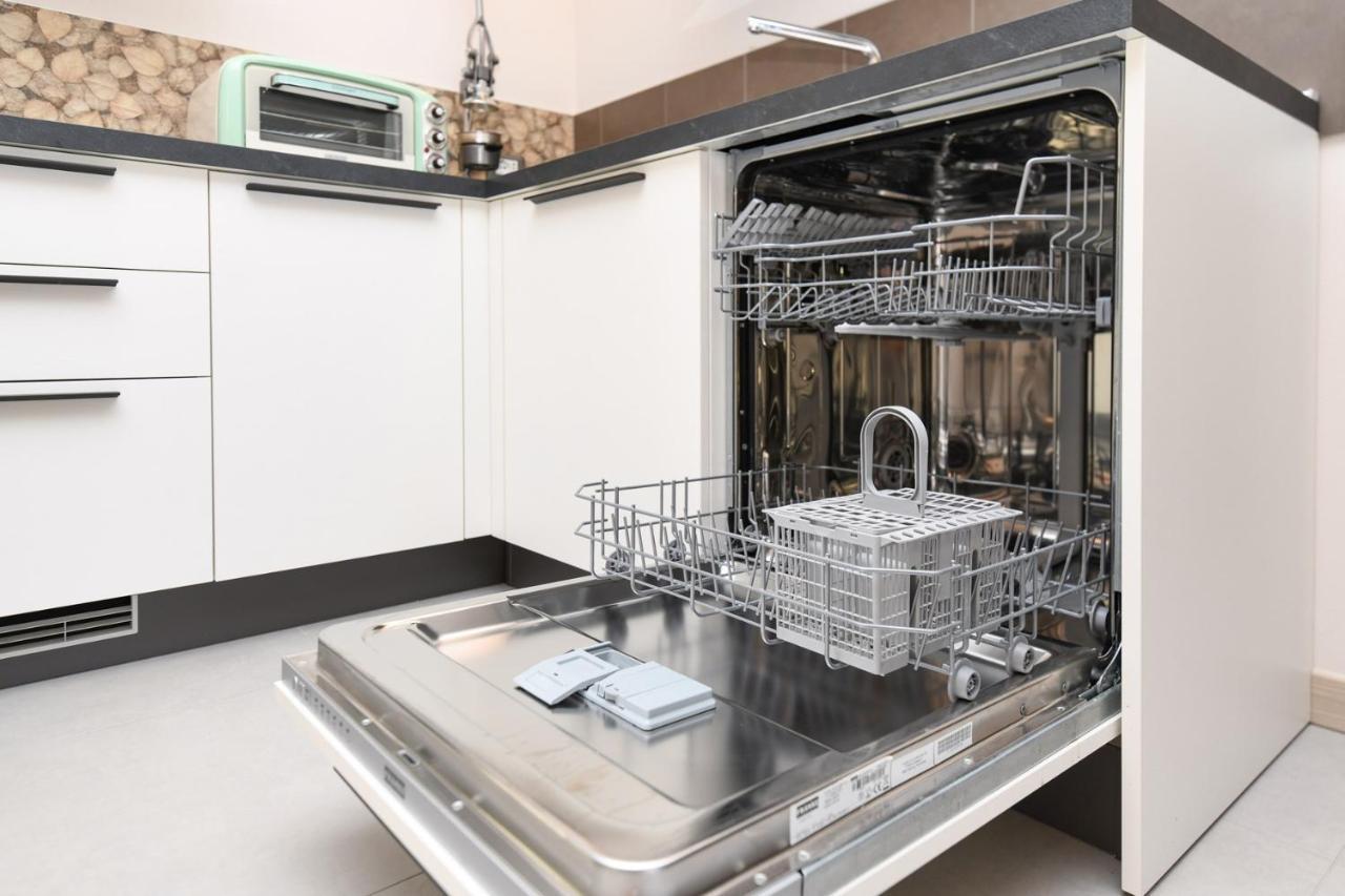 Gardaliva 5 Apartment มาแนร์บา เดล การ์ดา ภายนอก รูปภาพ