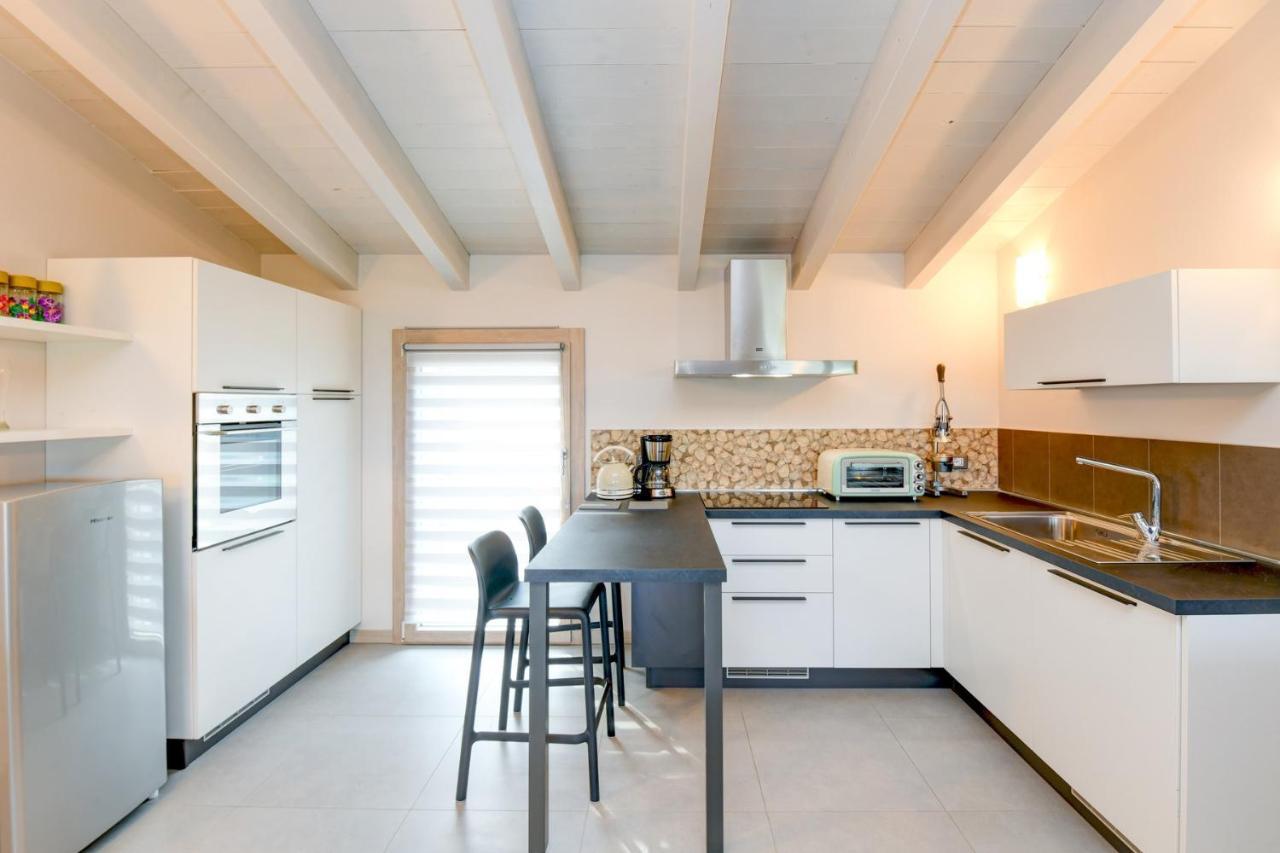 Gardaliva 5 Apartment มาแนร์บา เดล การ์ดา ภายนอก รูปภาพ