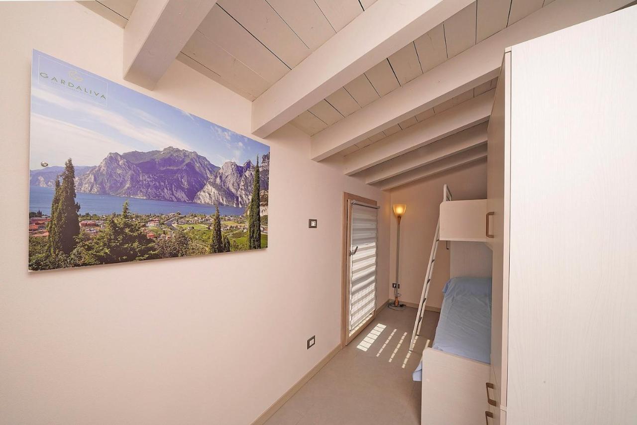 Gardaliva 5 Apartment มาแนร์บา เดล การ์ดา ภายนอก รูปภาพ